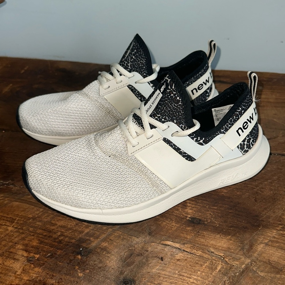 New Balance Nergize memory foam sole Sneakers 9